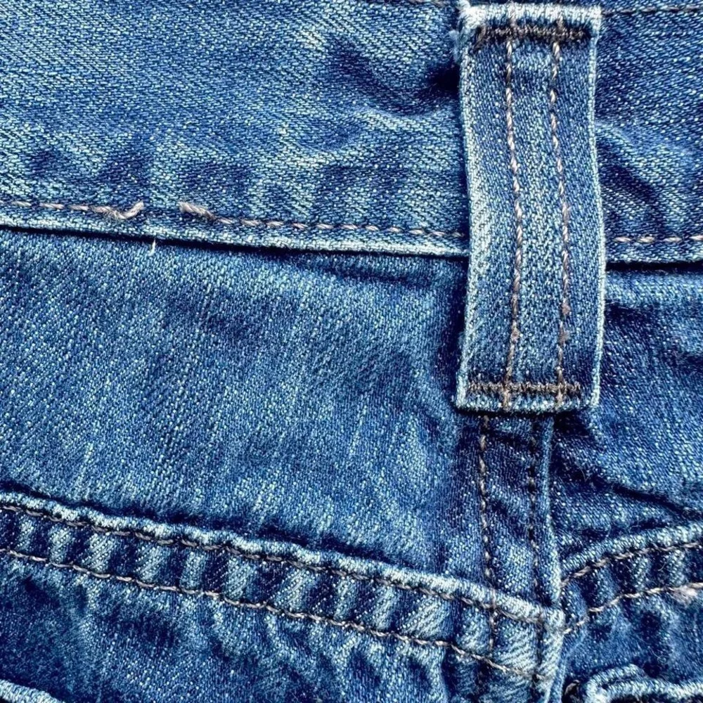 Levis Authentic Signature Workwear Wide Leg Blue Denim Jeans 29 Waist 25 Inseam